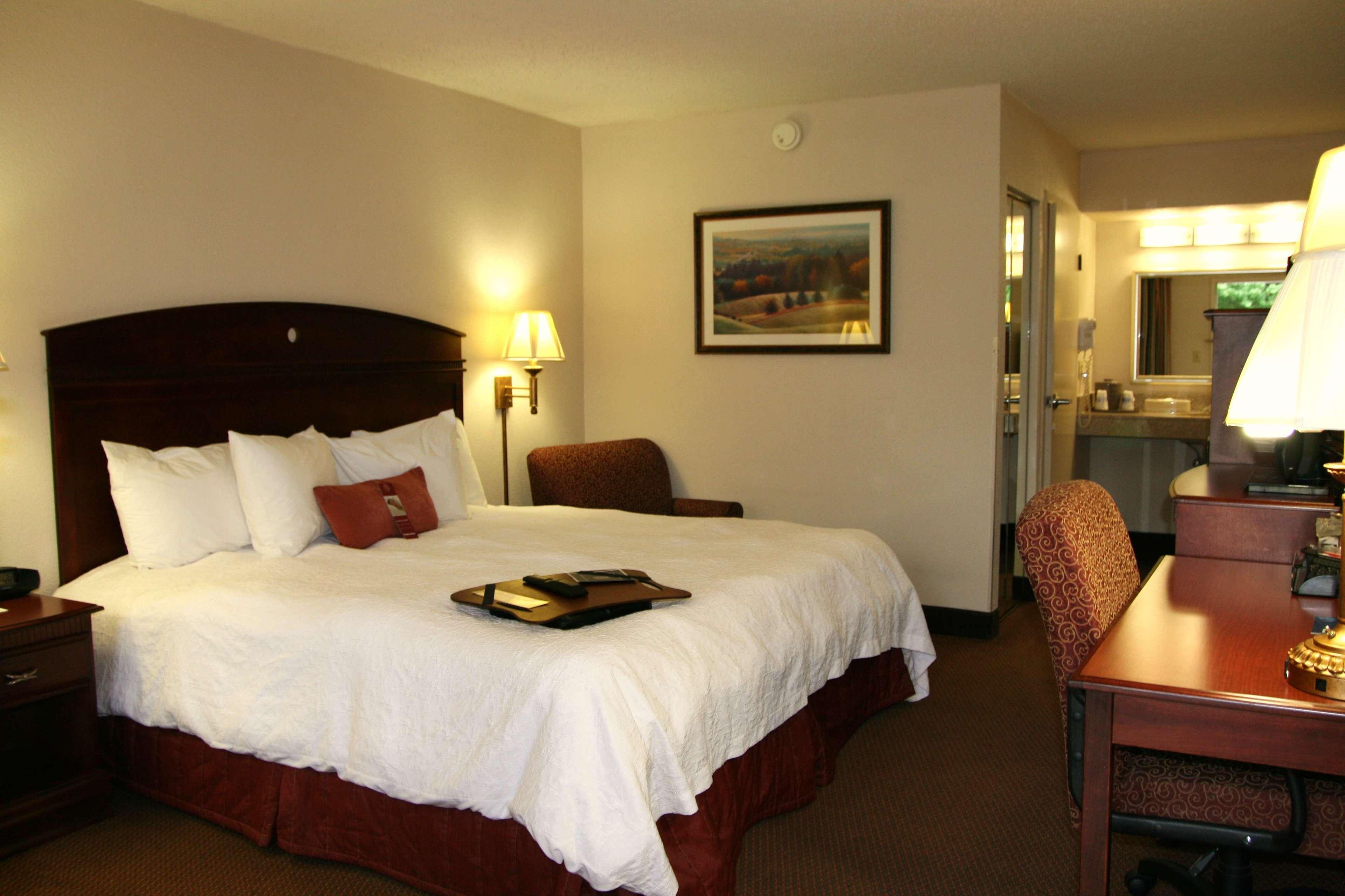 Hampton Inn Далтон Номер фото