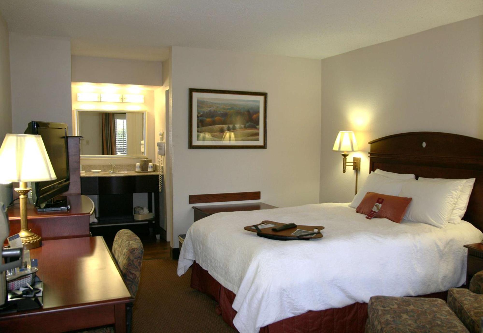 Hampton Inn Далтон Екстер'єр фото