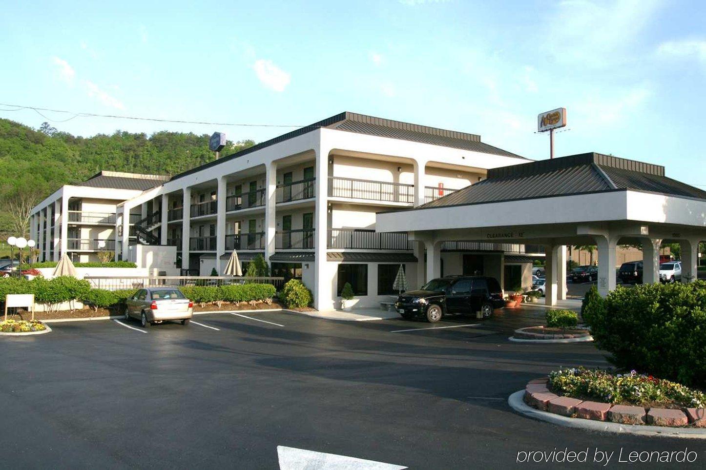 Hampton Inn Далтон Екстер'єр фото