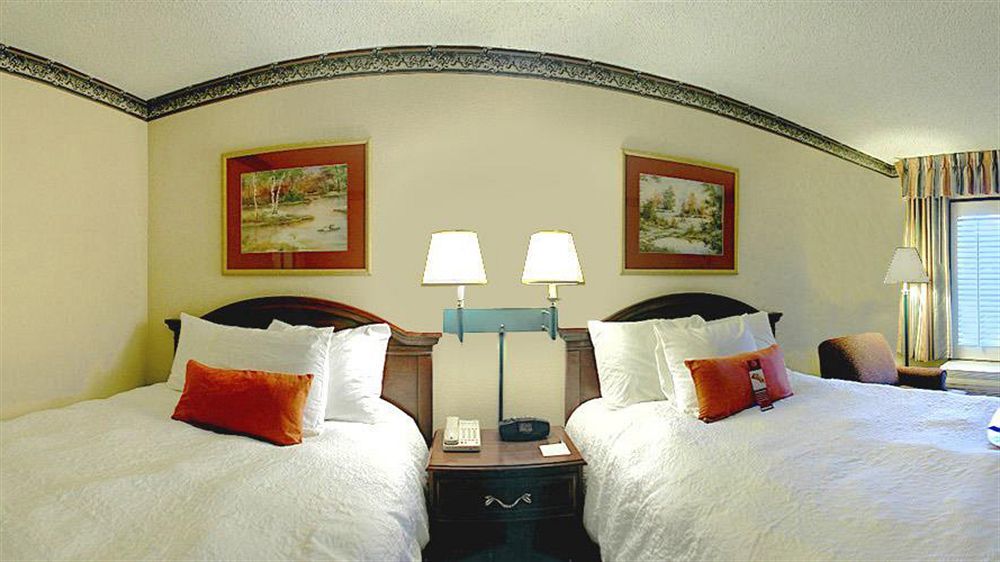 Hampton Inn Далтон Екстер'єр фото