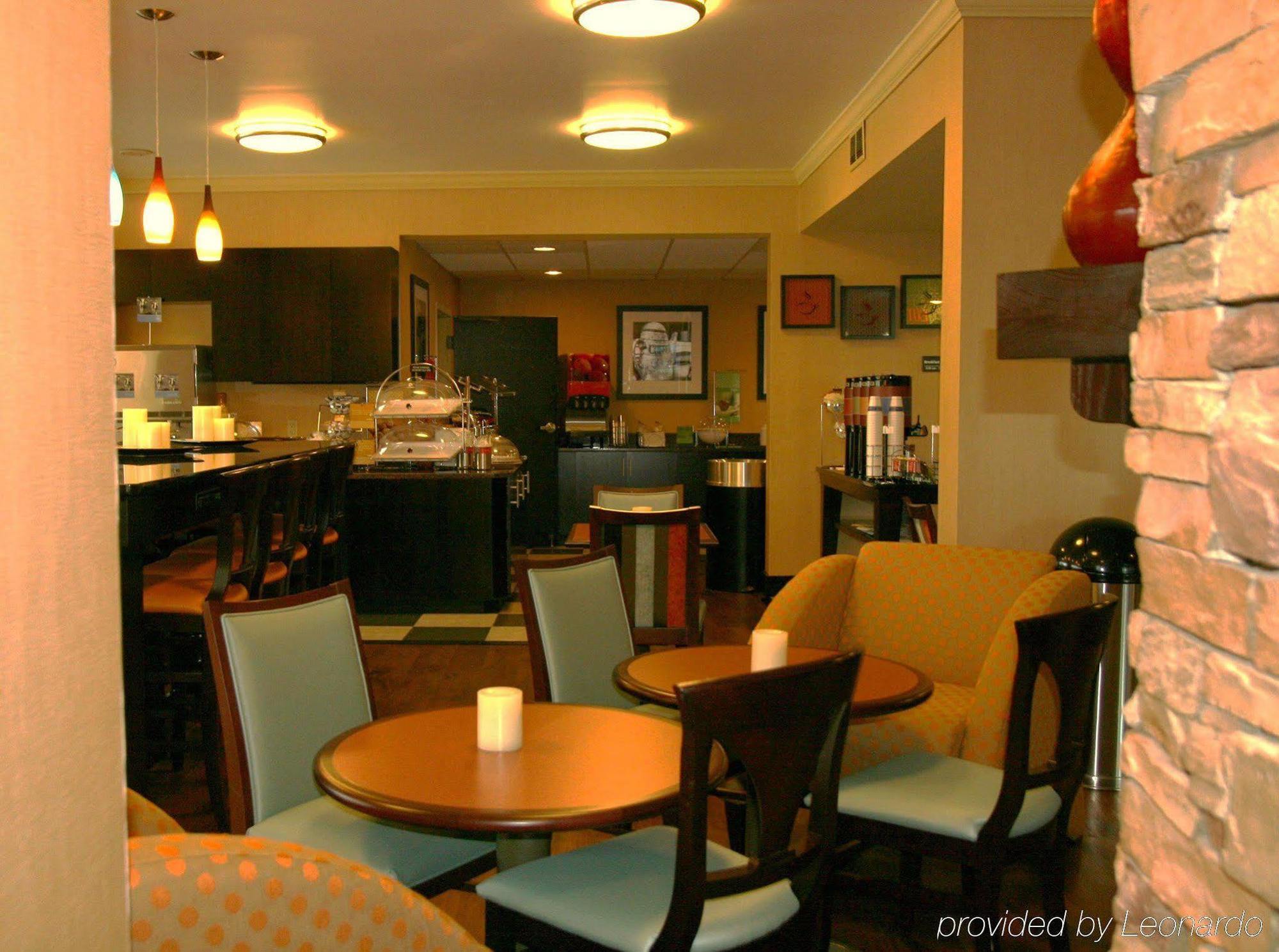 Hampton Inn Далтон Екстер'єр фото